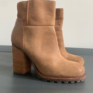 Sam Edelman Tan Suede Heeled Ankle Bootie